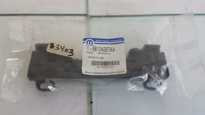 2011-23 Chrysler 300 Dodge Charger Rear Door Glass Channel OEM Mopar 68104287AA Foto 1 de 4