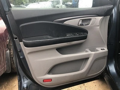 Honda Pilot 2017 panel de moldura de puerta delantera 935667 Foto 1 de 4