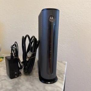 MOTOROLA MG7540 16x4 Cable Modem Plus AC1600 Dual Band Wi-Fi Gigabit Working - Picture 1 of 7
