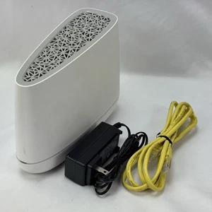 Vivint SM2-2W10 Smart Drive 4-Channel Wireless 1TB DVR Power Supply White - Picture 1 of 7