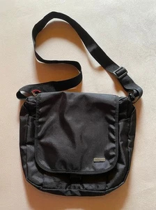 NATURE TRAIL Textil-Tasche, Schultertasche, Farbe Schwarz, sehr wenig getragen  - Bild 1 von 5