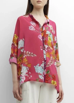 Blusa túnica rosa con estampado floral y ramo dorado de seda Johnny Was $299 Foto 1 de 4