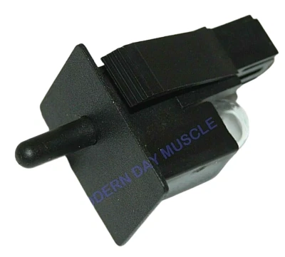 New GM Dash Glove Box Light And Switch Assembly Fits 98-03 Silverado Sierra - Image 1 of 3