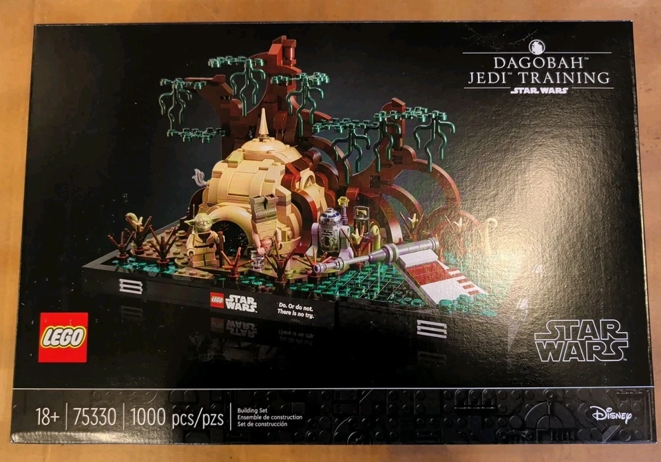 LEGO Star Wars: Dagobah Jedi Training Diorama (75330) NEW SEALED - Image 1 of 1