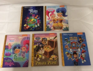 5xNickelodeon Books-Pirate Pups Backyard Ballet Treasure Twins Trolls World Tour - Picture 1 of 3