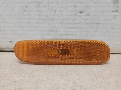 97 98 99 00 MAZDA MILLENIA Front Right Side Marker Fender Mounted - Image 1 of 4