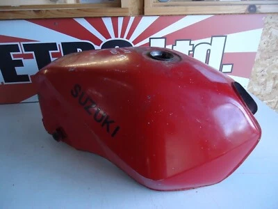 Suzuki GS550M Katana Fuel Tank GS550 Petrol Gas Tank - Red - Image 1 of 4