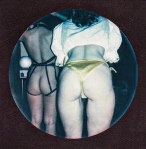 Película Polaroid Color Hermanas Eróticas María e Isabella BDSM Copia Original - Imagen 1 de 1