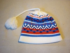 Retro Winter Hat - Picture 1 of 2