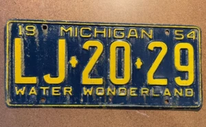 1954 Michigan License Plate - Foto 1 di 2