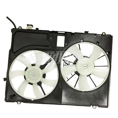 Conjunto de ventilador de radiador y condensador para Toyota Sienna TO3115144 2006 Foto 1 de 4