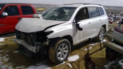 Medidor de flujo de aire de inyección de combustible usado se adapta a: Toyota Highlander 2013 motor 2,4 L 2AZFE Foto 1 de 4