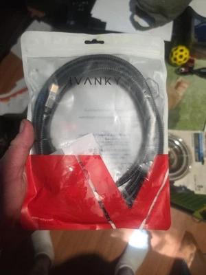 HDMI to Mini Display Port - Image 1 of 2