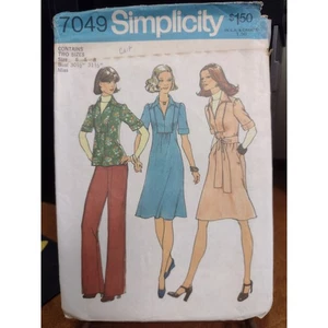 Vintage Simplicity Muster 7049 Misses Kleid oder Top und Hose Größe 6 & 8 (1975) - Bild 1 von 2