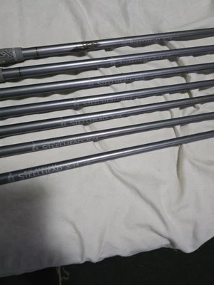 callaway x-14 irons firm flex, right handed. - Image 1 of 4