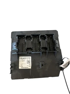 12 VW PASSAT Chassis Brain Box body control module 5k0937085s - Picture 1 of 4