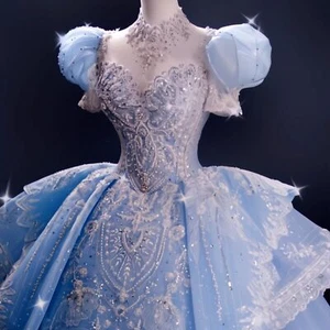 Luxus Prinzessin Ballkleid Brautkleid hellblau Seide Perlen Mieder tailliert - Bild 1 von 7
