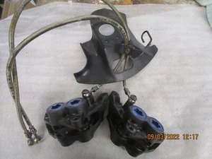 Yamaha YZF-R1 RN01 Brake Caliper Front Right+Left + Pipe - Picture 1 of 10