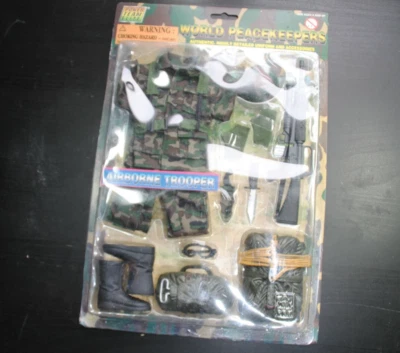 WORLD PEACE KEEPERS ' AIRBORNE TROOPER ' 盒装套装 - 很好套装  — 第 1/3 张图片