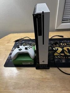 Microsoft Xbox One S 500 GB – weiß - Bild 1 von 11