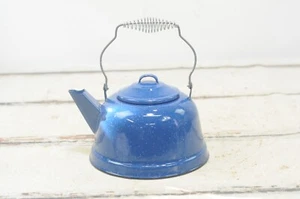 Vntg Tea Pot Teapot Blue and White Speckled Enamelware Camping Tea Pot Tea Kettl - Picture 1 of 12