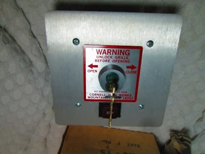 Cornell Iron Works Surface Mount Security Key Station FKS-1S Best Lock 2keys NOS - Picture 1 of 9