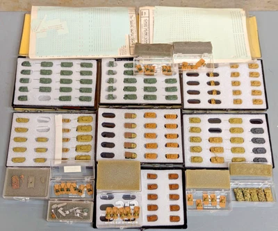 De colección Die Cast Miniatura Tanque Trampa Vehículos Armas Estuches Calcomanías Escala 1/285 Foto 1 de 4