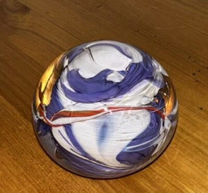 VINTAGE Purple And White Coiled Paperweight. 3” X 2 1/2” Signed! - Picture 1 of 4