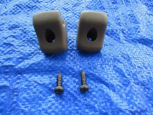 90-96 Nissan 300zx b1 z32 Beige Parasol Clips Con Tornillos - Imagen 1 de 4