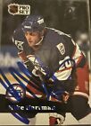 Mike Hartman autographed Winnipeg Jets hockey card