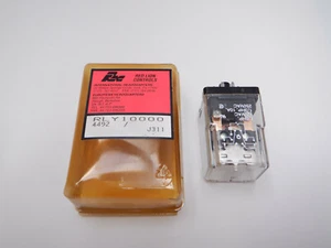 Red Lion RLY10000 Relay new - Picture 1 of 3