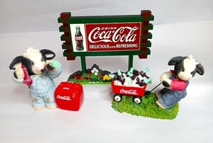 COCA-COLA: TWO MARY’S MOO MOOS COLLECTABLES - COCA COLA SIGN – VINTAGE - Picture 1 of 7