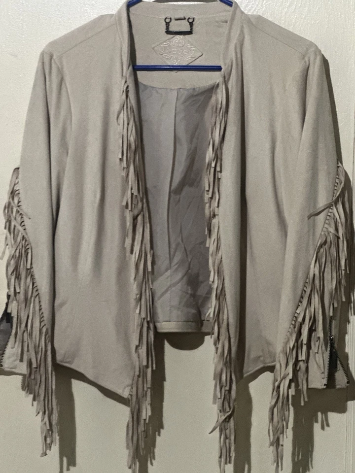 Chaqueta crema con flecos Foto 1 de 1