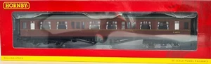 Hornby R4410A Hawksworth Corridor 3rd Class Coach W2107W in BR Maroon Livery - Picture 1 of 3