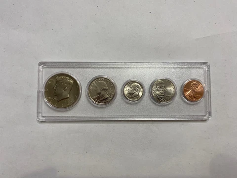 2016 Birth Year Set (5 coin) Cover