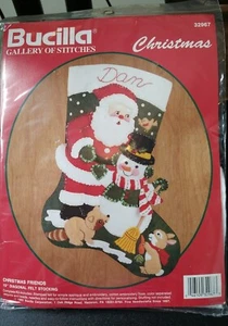 Kit de medias de fieltro Bucilla 1992 vintage amigos de Navidad #32967 muñeco de nieve Santa - Imagen 1 de 7