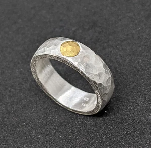 Anillo de 7 mm de ancho plata 999 y oro 750 diseño de llamas - Imagen 1 de 5