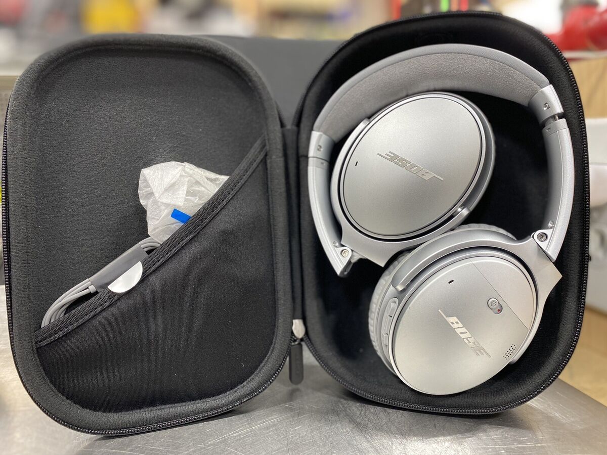 Silver Bose QuietComfort 35 Headphones | eBay Silver Bose QuietComfort 35 Headphones | eBay