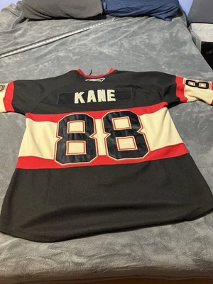 RbK NHL Chicago BlackHawks Winter Classic 2009 Size 50 Patrick Kane #88 Jersey - Image 1 of 4