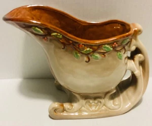 Barco de salsa de cerámica vintage con bayas de acebo diseño elevado ropa de servicio navideño - Imagen 1 de 4