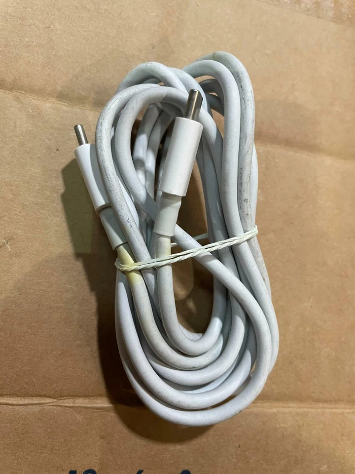 Cable de datos de carga original Apple tipo C/USB-C para iPad/Macbook PRO 6 pies  Foto 1 de 3
