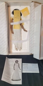 The Danbury Mint “The Michelle Obama Inaugural Ball” Porcelain Doll in Box NEW - Picture 1 of 6