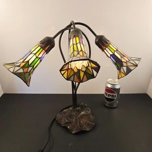 Vintage Tiffany Style 3 Tulip Stained Glass Table Lamp Lily Pad Base-15inch tall - Picture 1 of 14