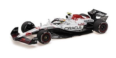 Minichamps 110250322 1/18 ORACLE RED BULL RB21 YUKI TSUNODA JAPANESE GP 2025 - Image 1 of 4