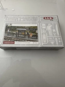 Pola LGB STATION SIGN BOARD  WITH PARK BENCHES -  2019 LGB CLUB PRESENT - NEW - Picture 1 of 5