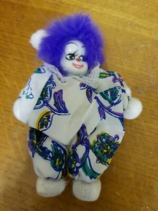 Collectable VINTAGE Porcelain Clown Doll Clothes And Lace Clothes - Picture 1 of 6