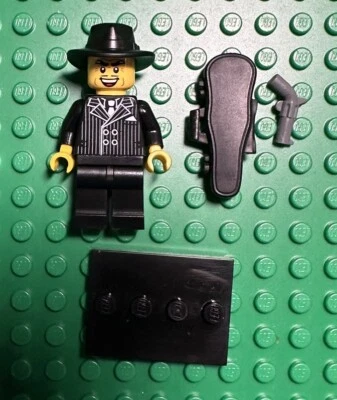 LEGO Collectible Minifigure Series 5 (8805) Gangster col079 - Image 1 of 2