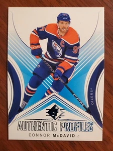 2024-25 SP Hockey Connor McDavid #AP-1 Authentic Profiles Blue, Oilers - Bild 1 von 2