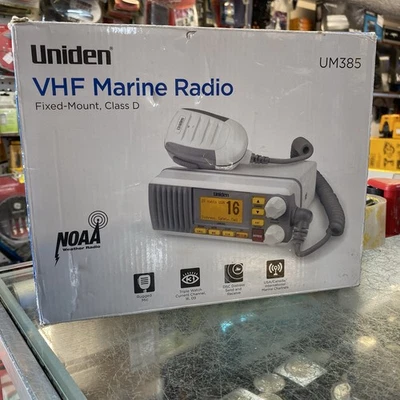 Radio VHF de montaje fijo Uniden UM385 - blanca Foto 1 de 4
