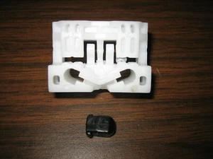 Chevy Equinox 2010-2016 Window Regulator Repair 1 Front Clip Left/Right - Picture 1 of 4